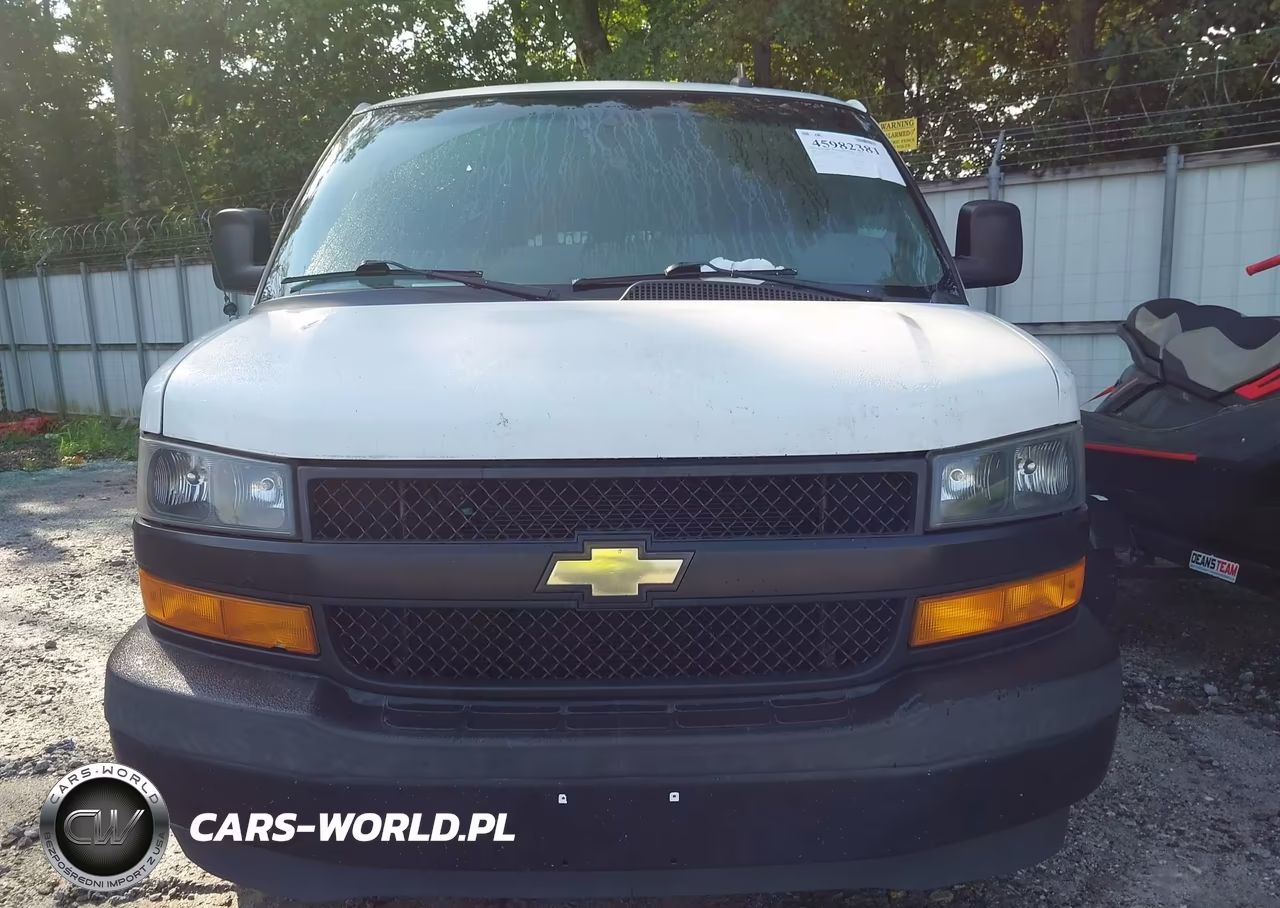 2018 Chevrolet Express 2500 Work Van VIN:1GCWGBFP1J1257167 - 12