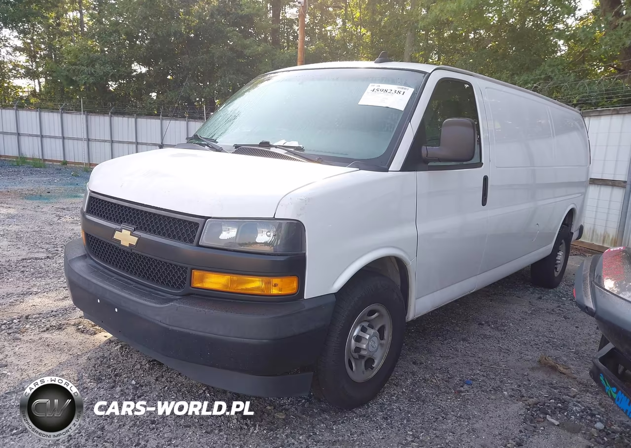 2018 Chevrolet Express 2500 Work Van VIN:1GCWGBFP1J1257167 - 2