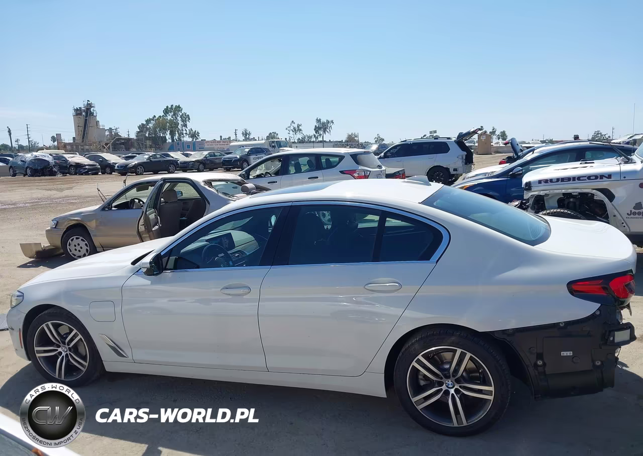2021 BMW 530E VIN:WBA13AG05MCF31349 - 15