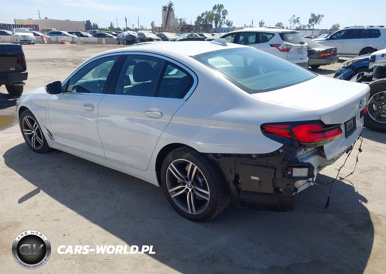 2021 BMW 530E VIN:WBA13AG05MCF31349 - 3