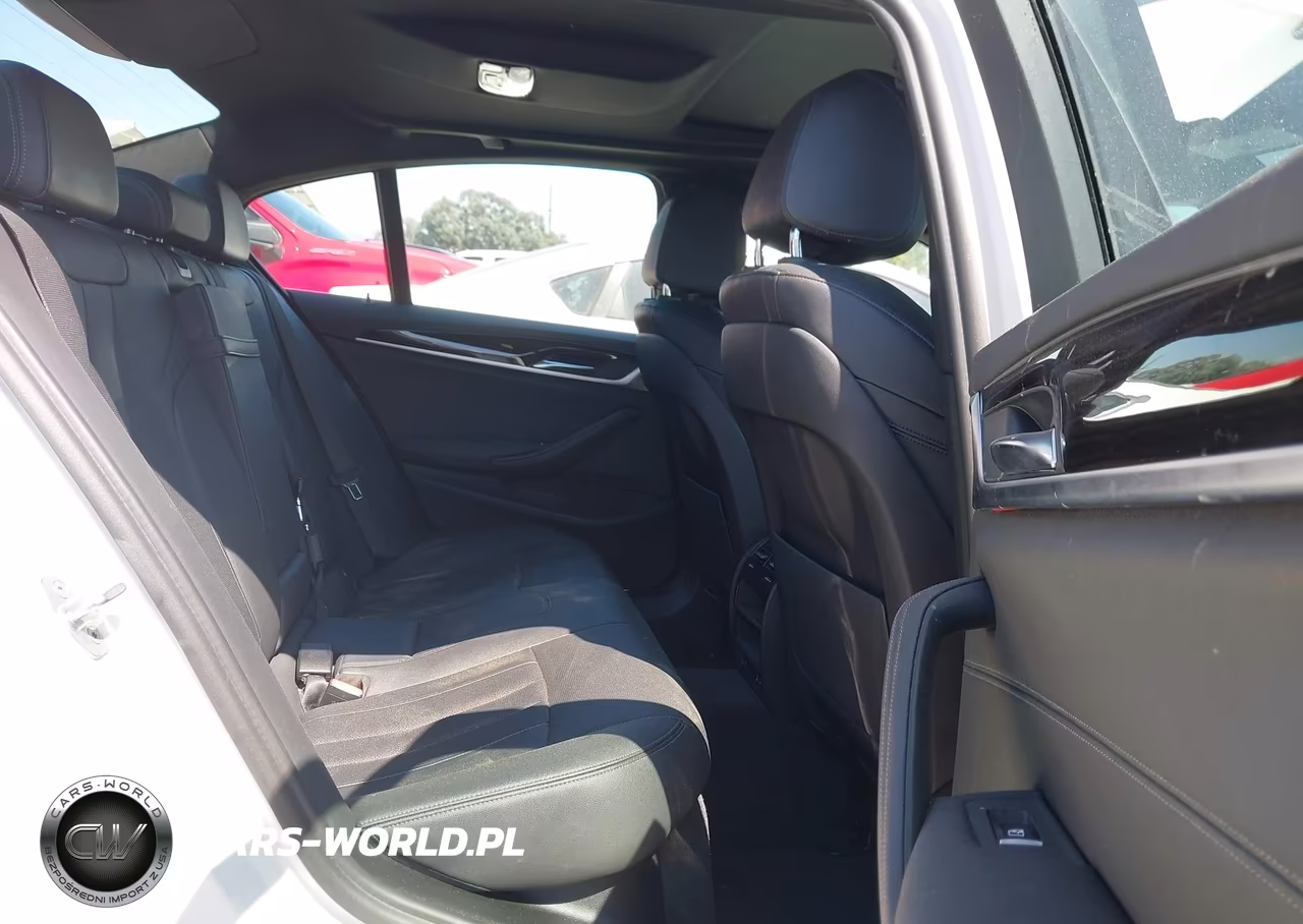 2021 BMW 530E VIN:WBA13AG05MCF31349 - 8
