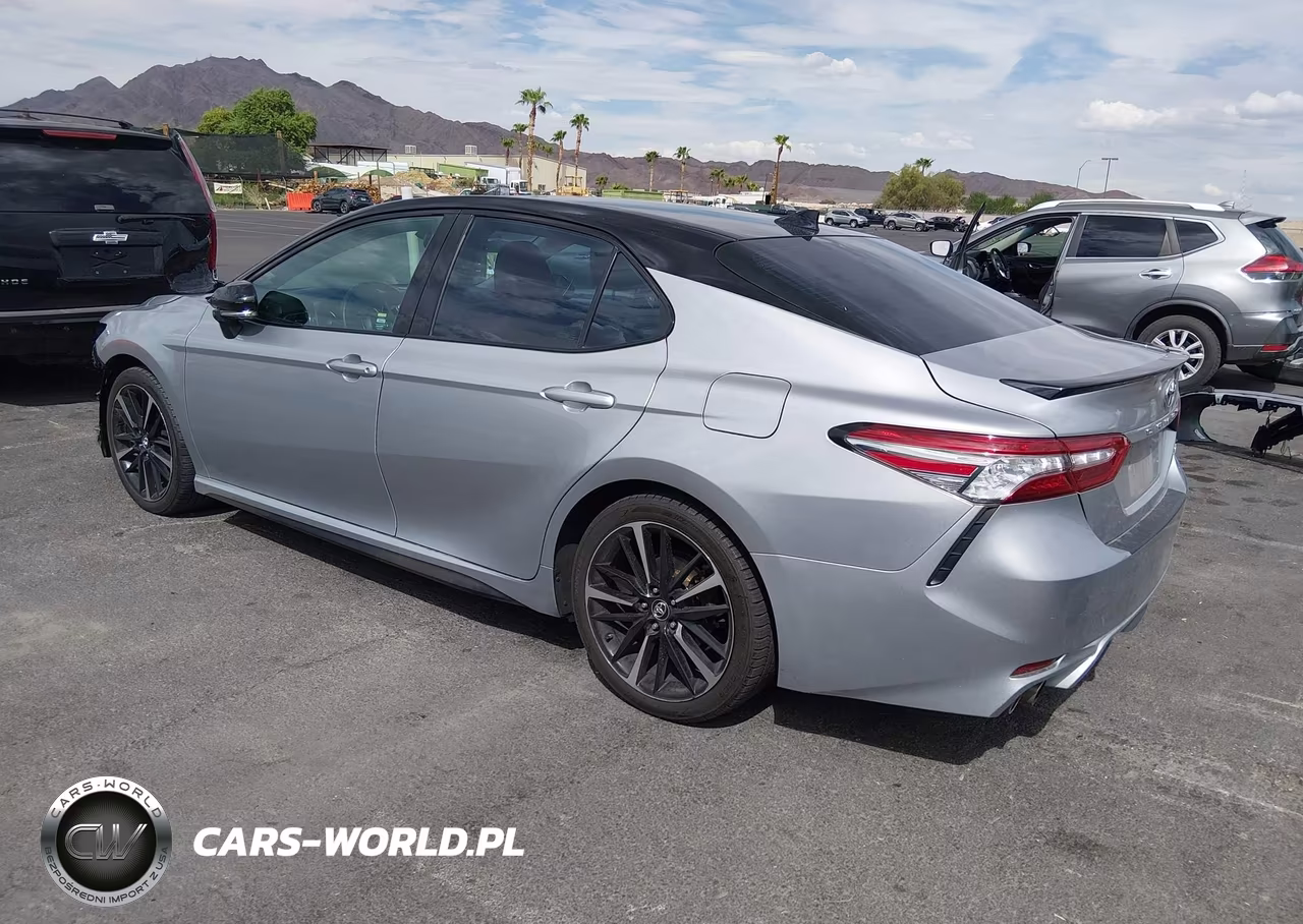 2019 Toyota Camry Xse VIN:4T1B61HK9KU202782 - 3
