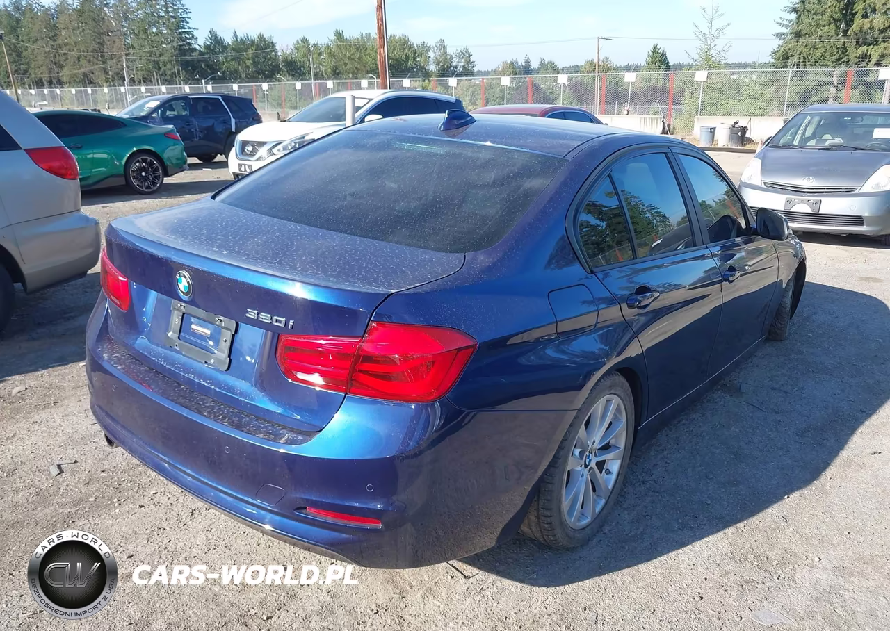 2018 BMW 320I VIN:WBA8E1G59JNU92282 - 4