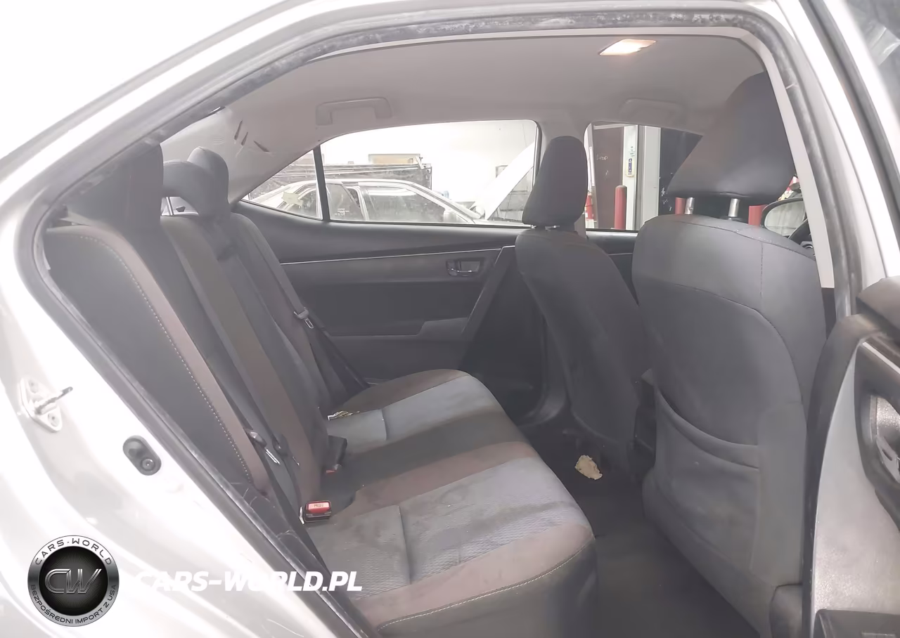2018 Toyota Corolla Le VIN:2T1BURHE1JC034327 - 8
