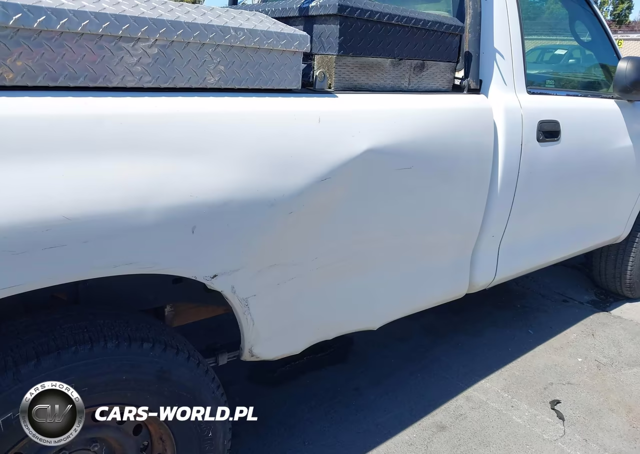 2000 Toyota Tundra VIN:5TBJN3213YS077282 - 6