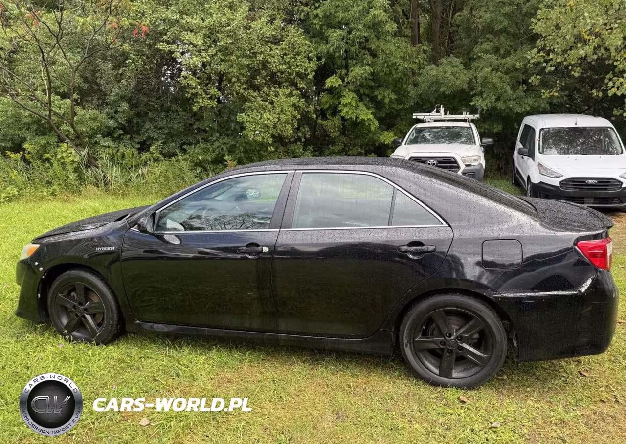 2014 Toyota Camry Se VIN:4T1BF1FK5EU311196 - 3