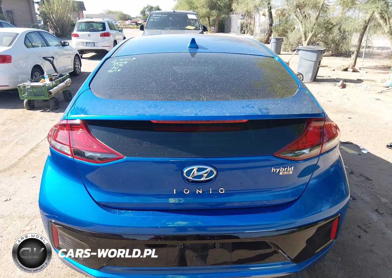 2017 Hyundai Ioniq Hybrid Blue VIN:KMHC65LC3HU058179 - 16
