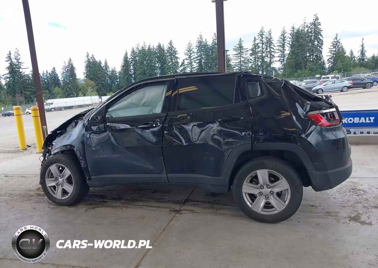 2022 Jeep Compass Latitude 4X4 VIN:3C4NJDBB6NT216213 - 13