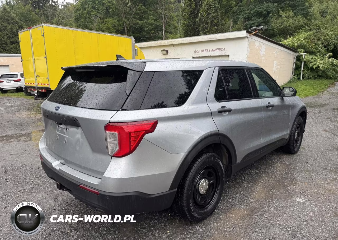 2024 Ford Police Interceptor Utility VIN:1FM5K8AB1RGA30980 - 4