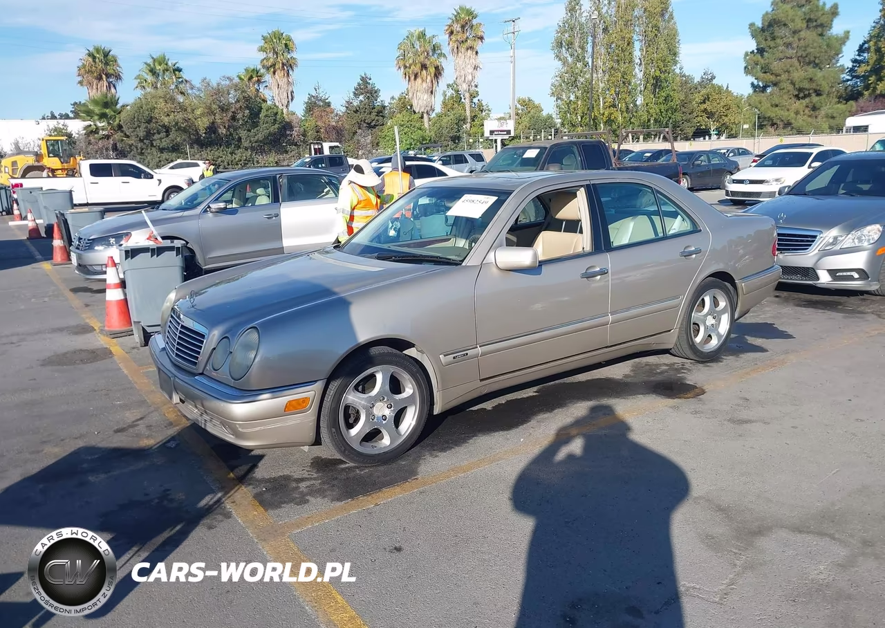 1999 Mercedes-Benz E 430 VIN:WDBJF70H5XA828646 - 2