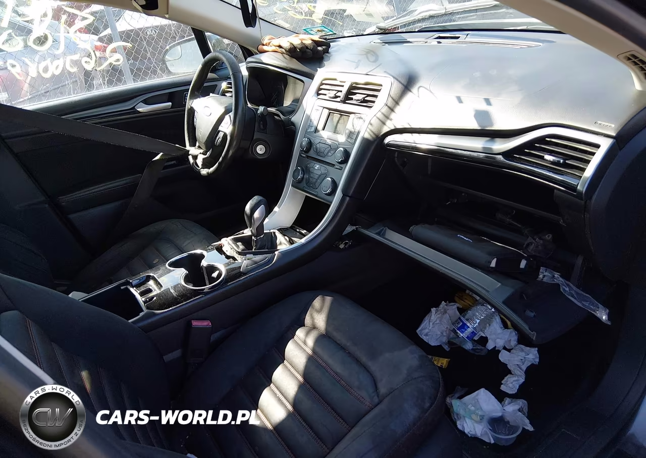 2015 Ford Fusion Se VIN:3FA6P0HD8FR260643 - 5