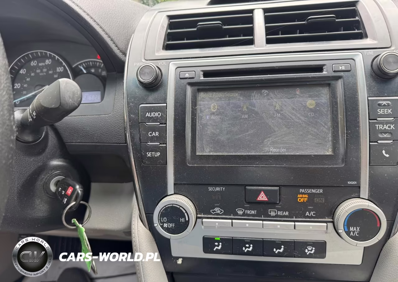 2014 Toyota Camry Le VIN:4T4BF1FK9ER401098 - 10