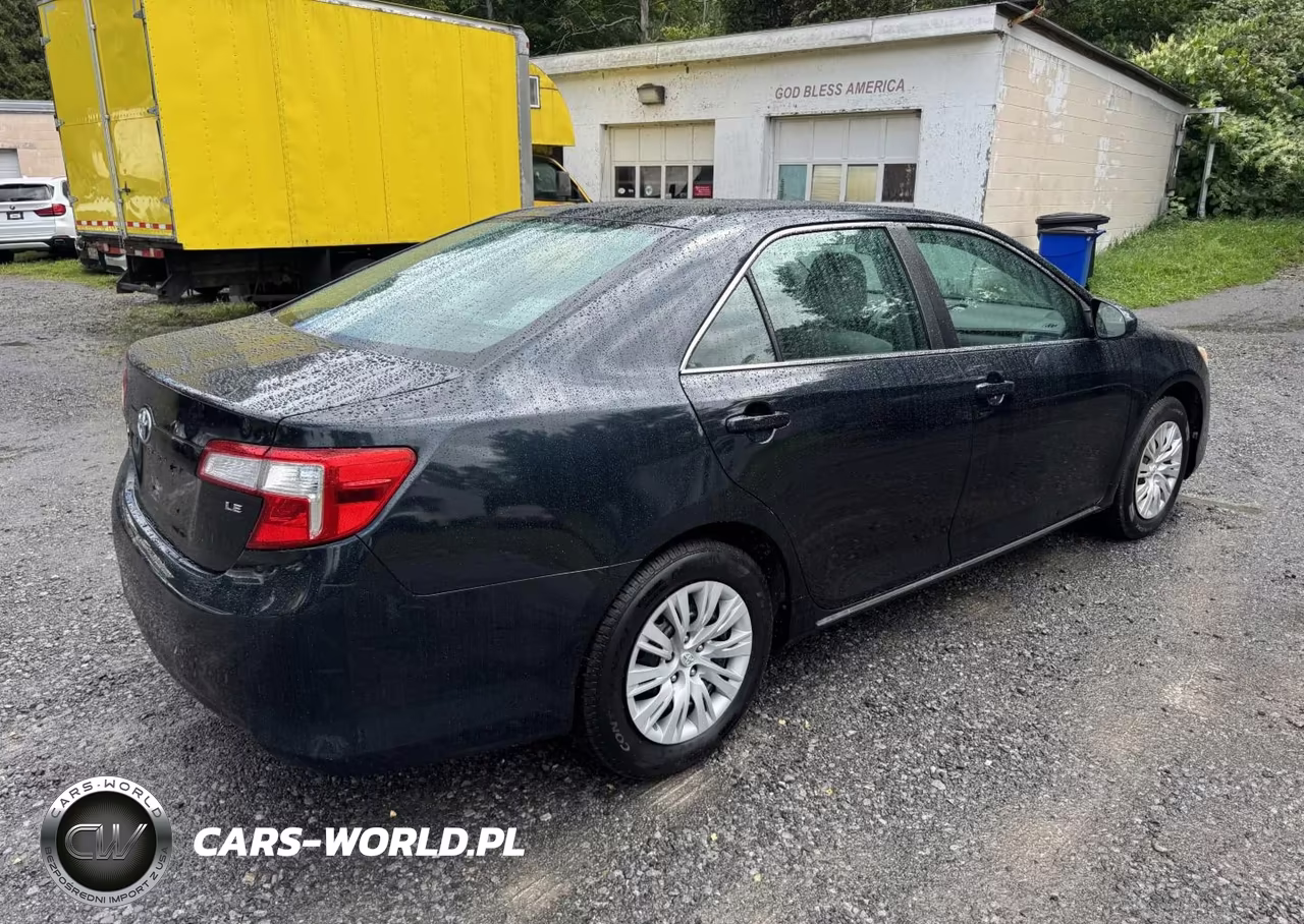 2014 Toyota Camry Le VIN:4T4BF1FK9ER401098 - 4