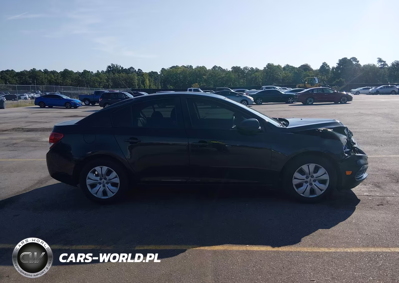 2015 Chevrolet Cruze Ls Auto VIN:1G1PA5SH2F7180439 - 13
