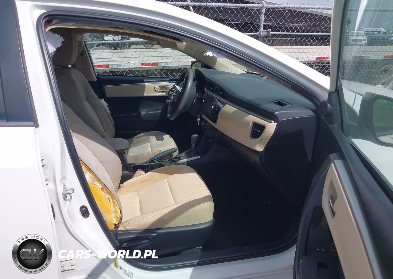 2015 Toyota Corolla Le VIN:5YFBURHE3FP259775 - 5