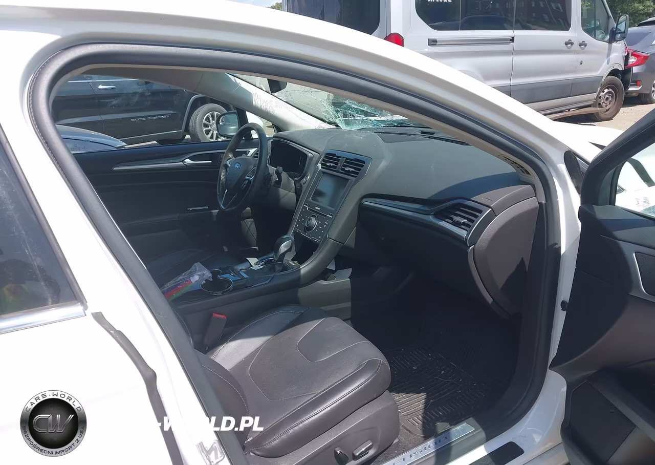 2014 Ford Fusion Titanium VIN:3FA6P0D91ER250178 - 5
