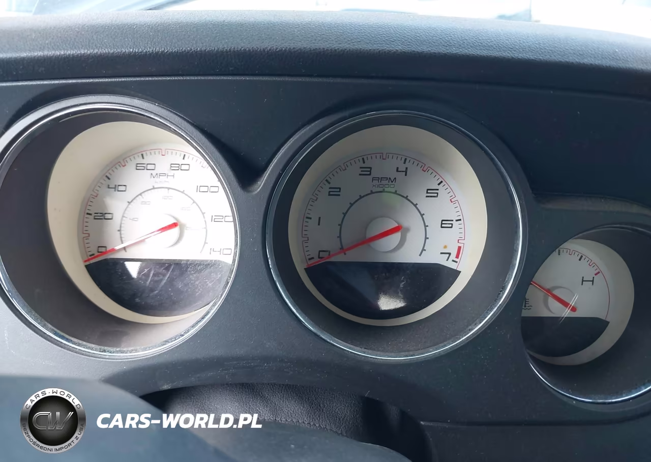 2014 Dodge Challenger Sxt VIN:2C3CDYAG5EH133212 - 16