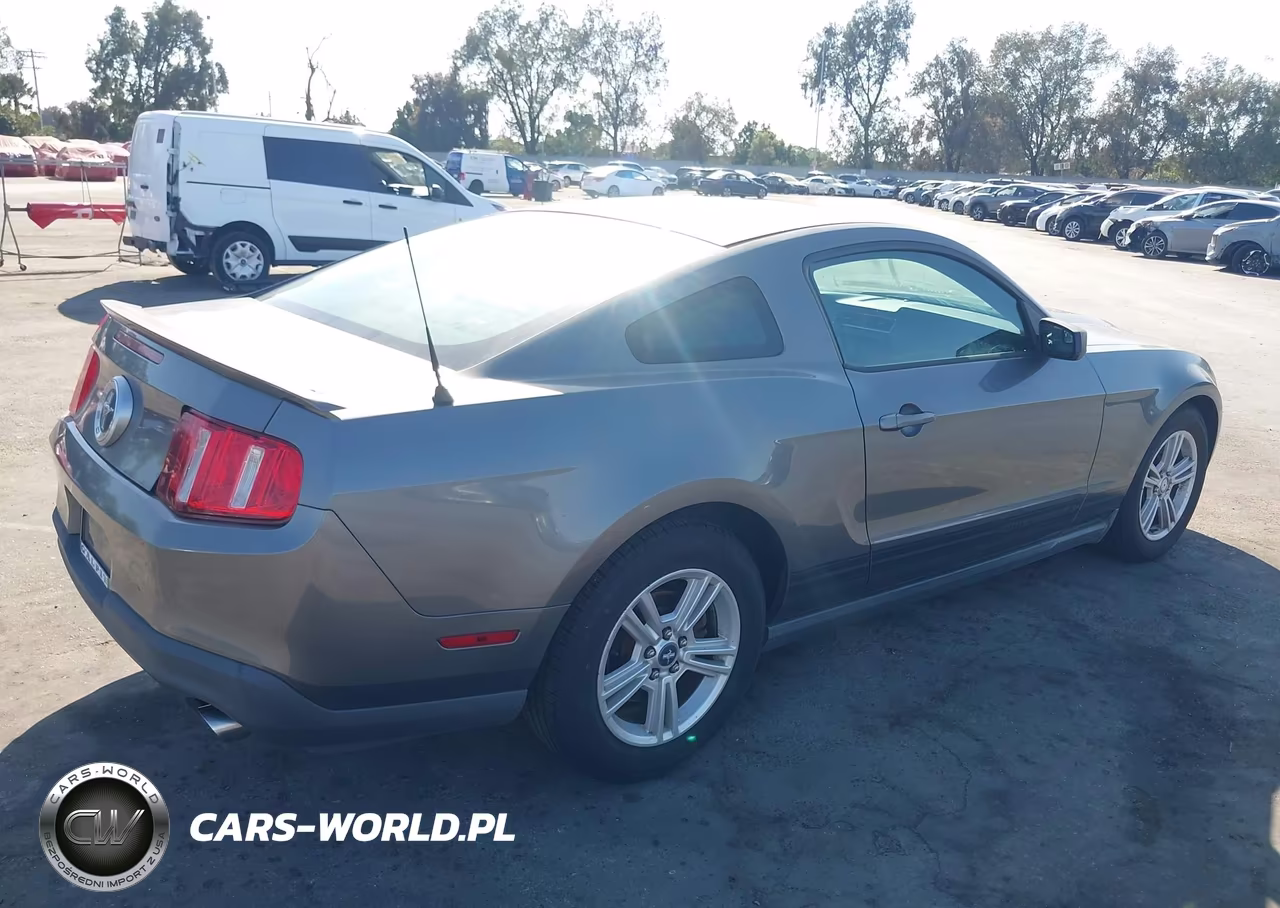 2012 Ford Mustang V6 VIN:1ZVBP8AM3C5270154 - 4