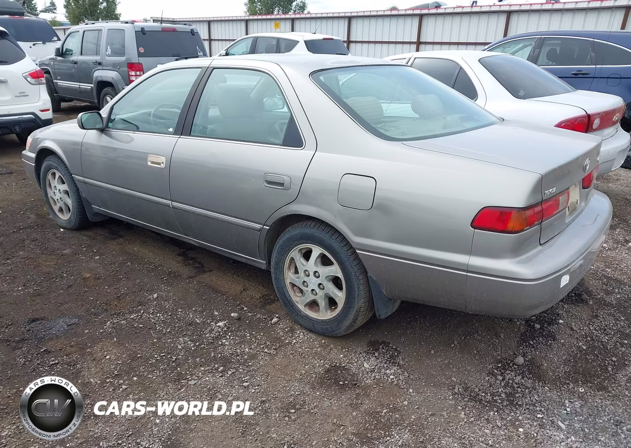 1997 Toyota Camry Xle V6 VIN:4T1BF22K1VU020531 - 3