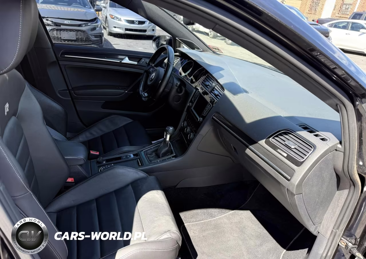2017 Volkswagen Golf R 4-Door W-Dcc Navigation VIN:WVWWF7AU4HW188761 - 5