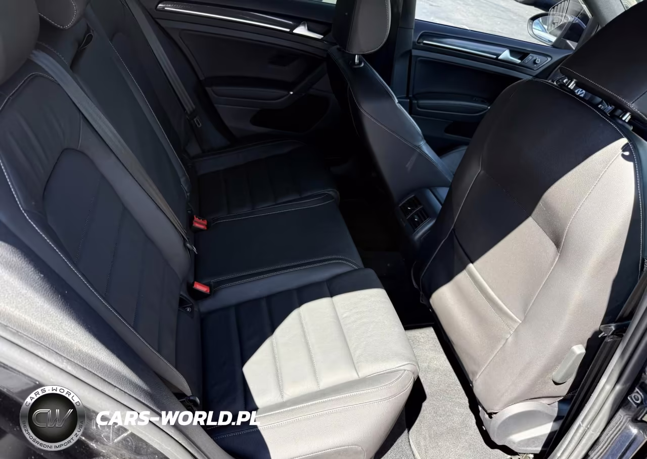 2017 Volkswagen Golf R 4-Door W-Dcc Navigation VIN:WVWWF7AU4HW188761 - 8