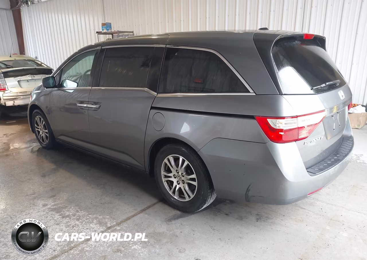 2011 Honda Odyssey Ex-L VIN:5FNRL5H64BB077916 - 3