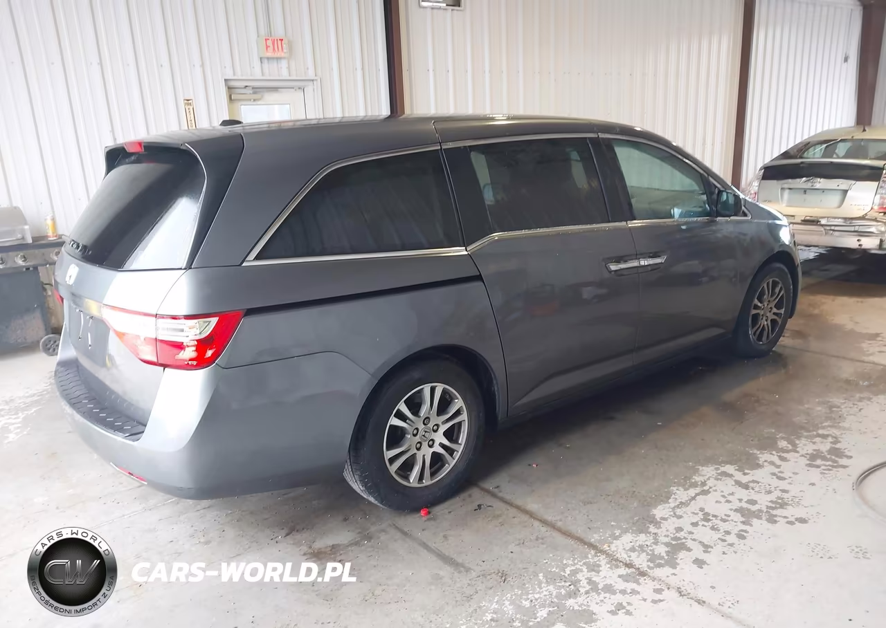 2011 Honda Odyssey Ex-L VIN:5FNRL5H64BB077916 - 4