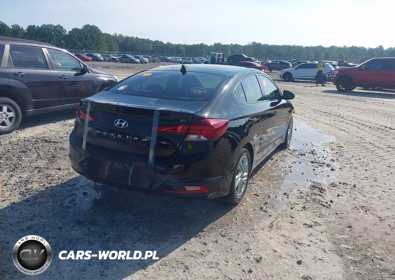 2020 Hyundai Elantra Value Edition VIN:KMHD84LF8LU994441 - 4