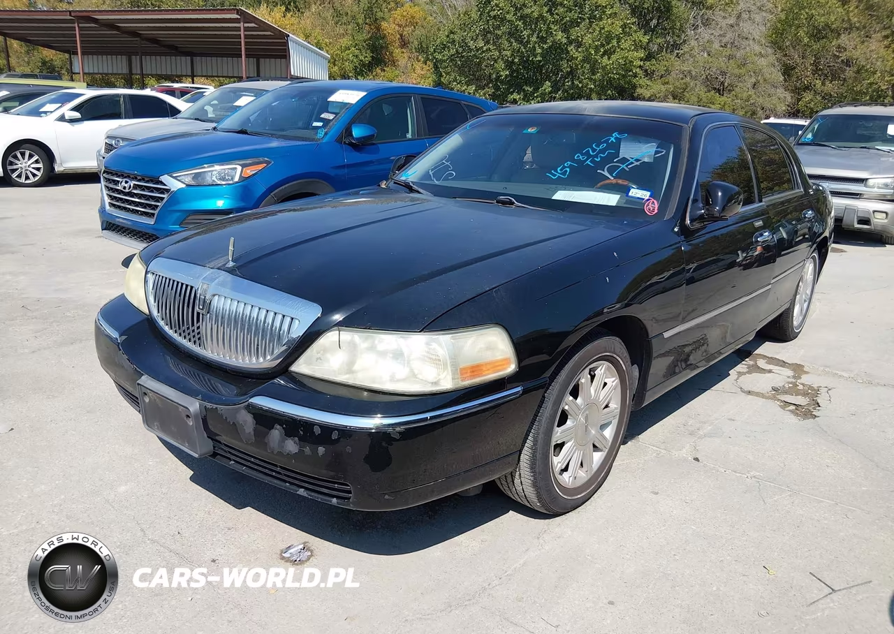 2011 Lincoln Town Car Signature Limited VIN:2LNBL8CVXBX751743 - 2