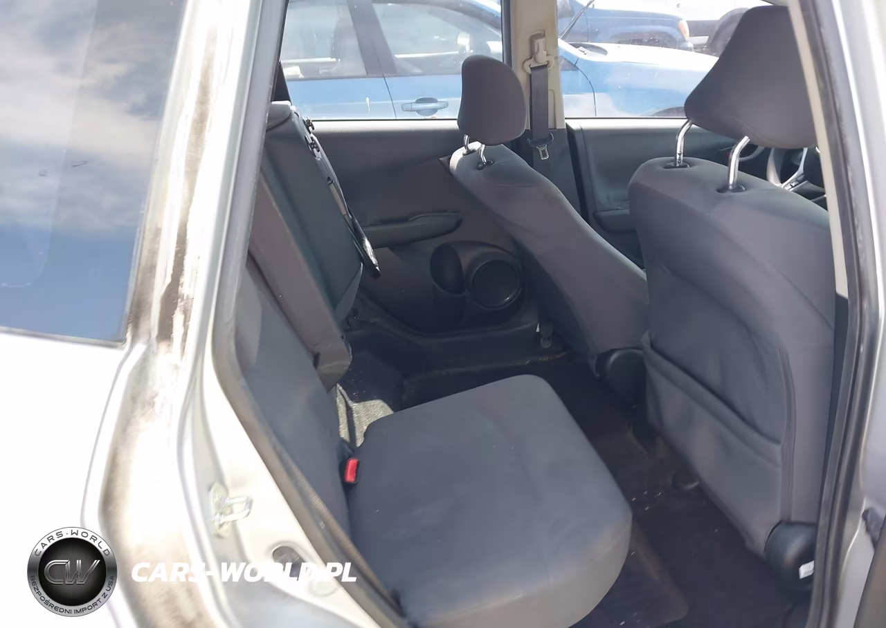 2012 Honda Fit VIN:JHMGE8H32CS005317 - 8