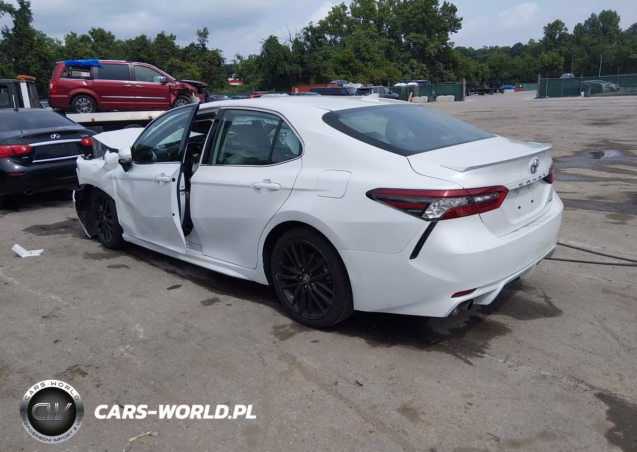 2023 Toyota Camry Xse VIN:4T1K61AK3PU803476 - 3