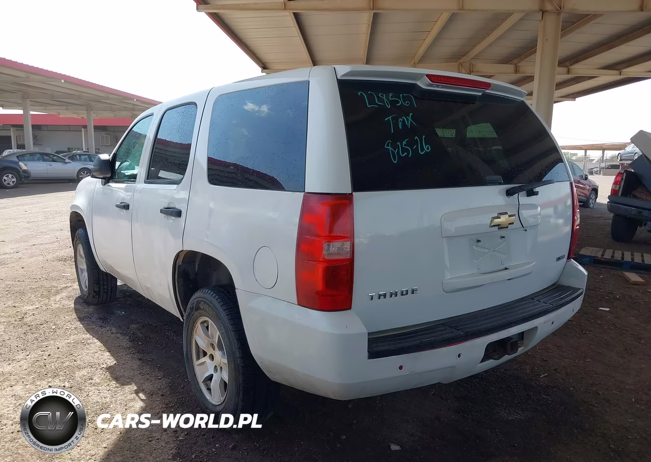 2011 Chevrolet Tahoe Commercial VIN:1GNSK4E05BR228567 - 3