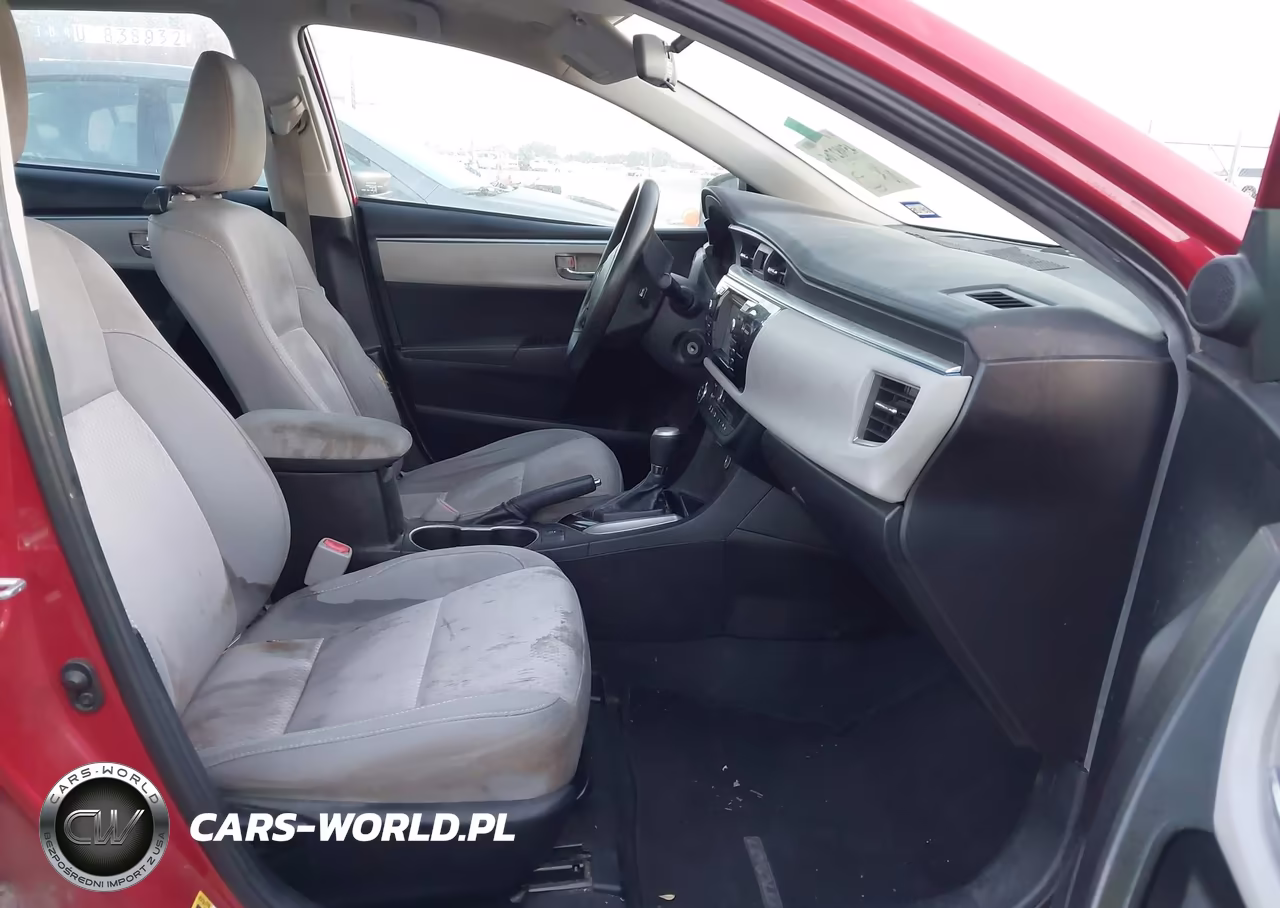 2015 Toyota Corolla Le VIN:5YFBURHE2FP307069 - 5