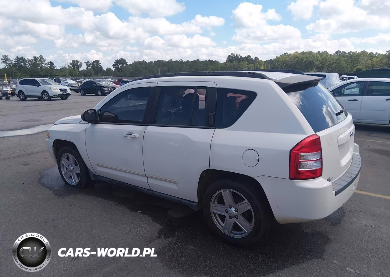 2010 Jeep Compass Sport VIN:1J4NT4FB0AD553717 - 3