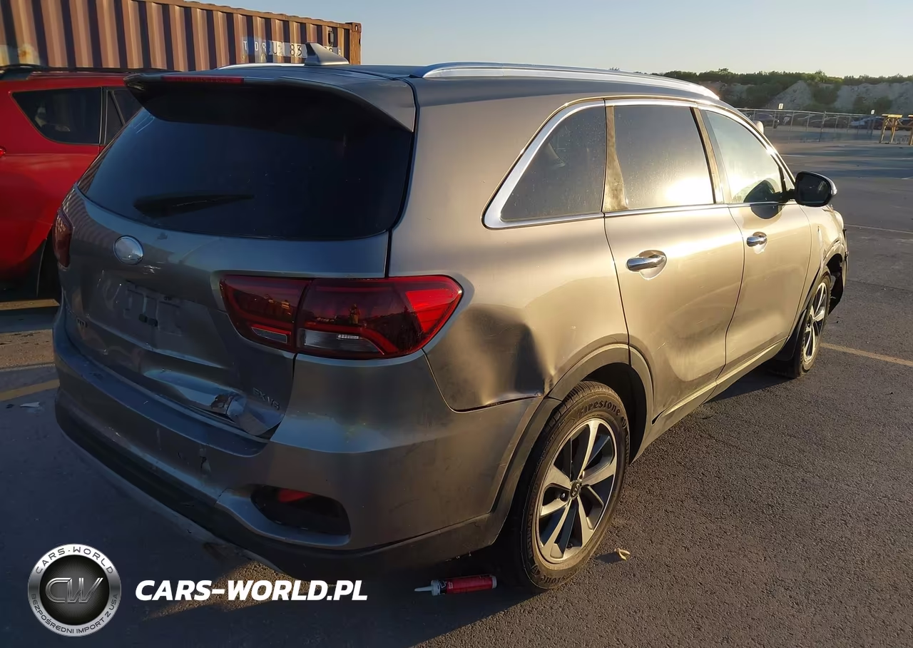 2019 Kia Sorento 3.3L Ex VIN:5XYPH4A58KG451277 - 4