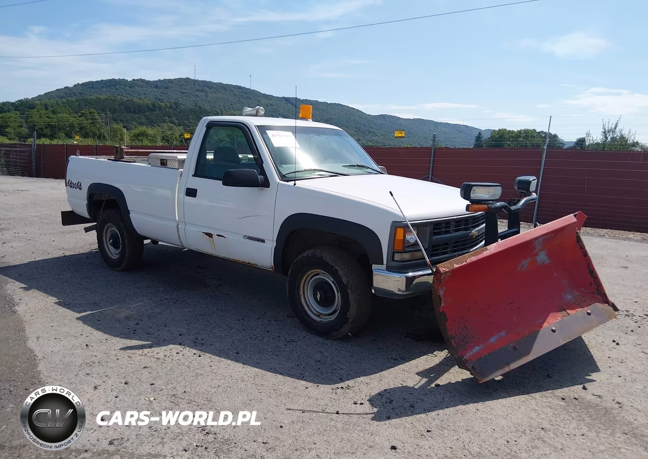2000 Chevrolet K2500 VIN:1GCGK24R4YR209388 - 1