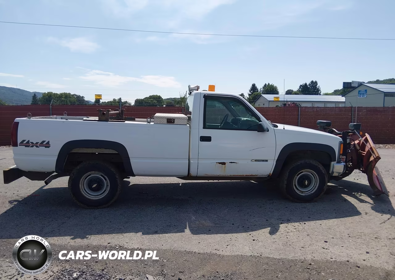 2000 Chevrolet K2500 VIN:1GCGK24R4YR209388 - 13
