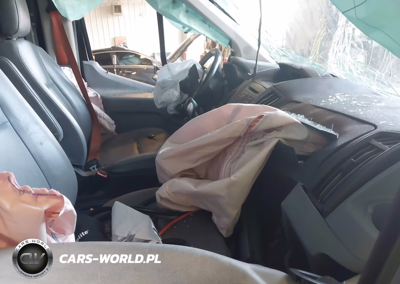 2019 Ford Transit-150 VIN:1FTYE1YM0KKA78285 - 5
