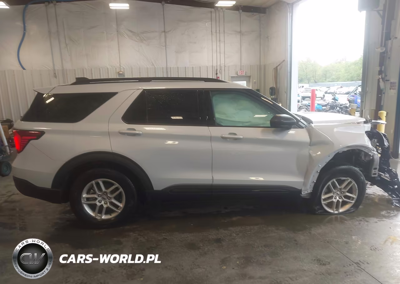2026 Ford Explorer Active VIN:1FMUK8DH6TGB46422 - 13