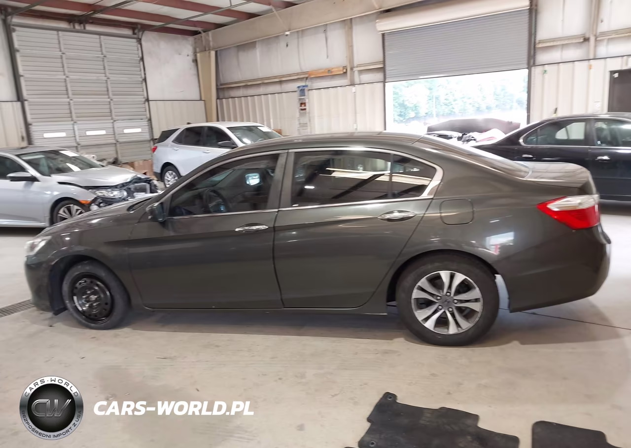 2013 Honda Accord Lx VIN:1HGCR2F35DA031956 - 15