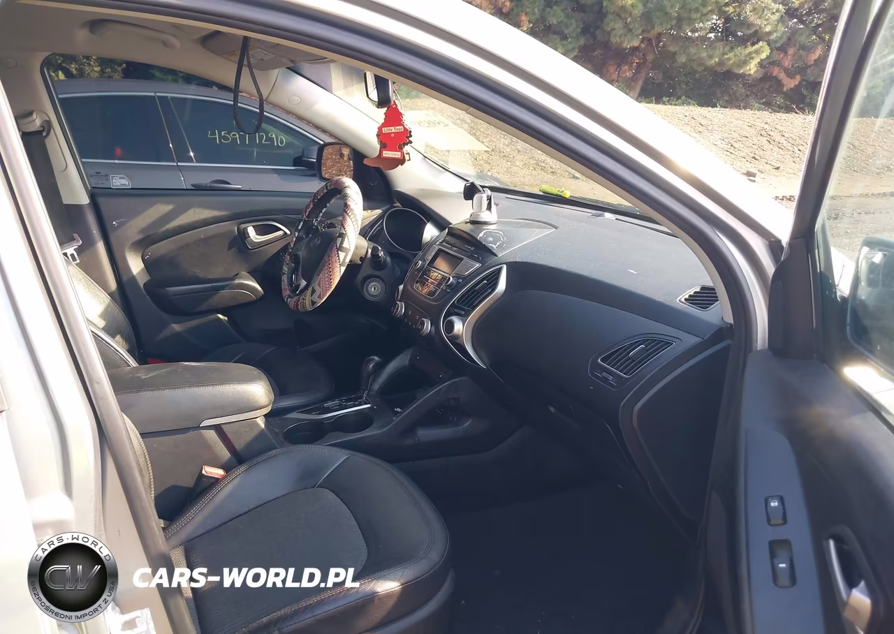 2013 Hyundai Tucson Gls VIN:KM8JU3AC1DU654700 - 5