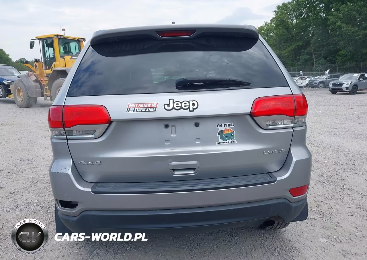 2014 Jeep Grand Cherokee Laredo VIN:1C4RJFAG8EC584432 - 16