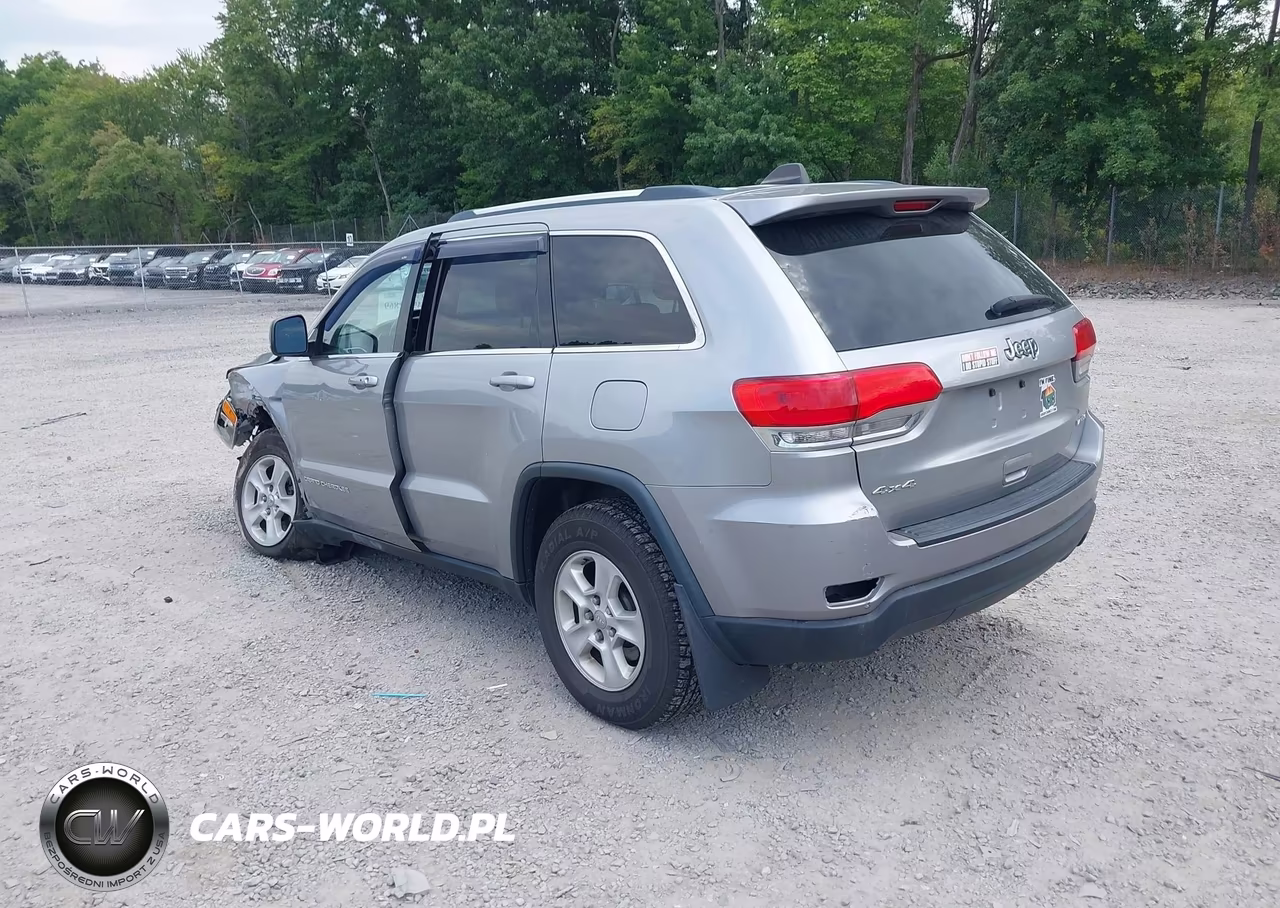 2014 Jeep Grand Cherokee Laredo VIN:1C4RJFAG8EC584432 - 3