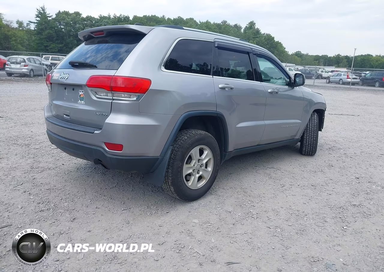 2014 Jeep Grand Cherokee Laredo VIN:1C4RJFAG8EC584432 - 4