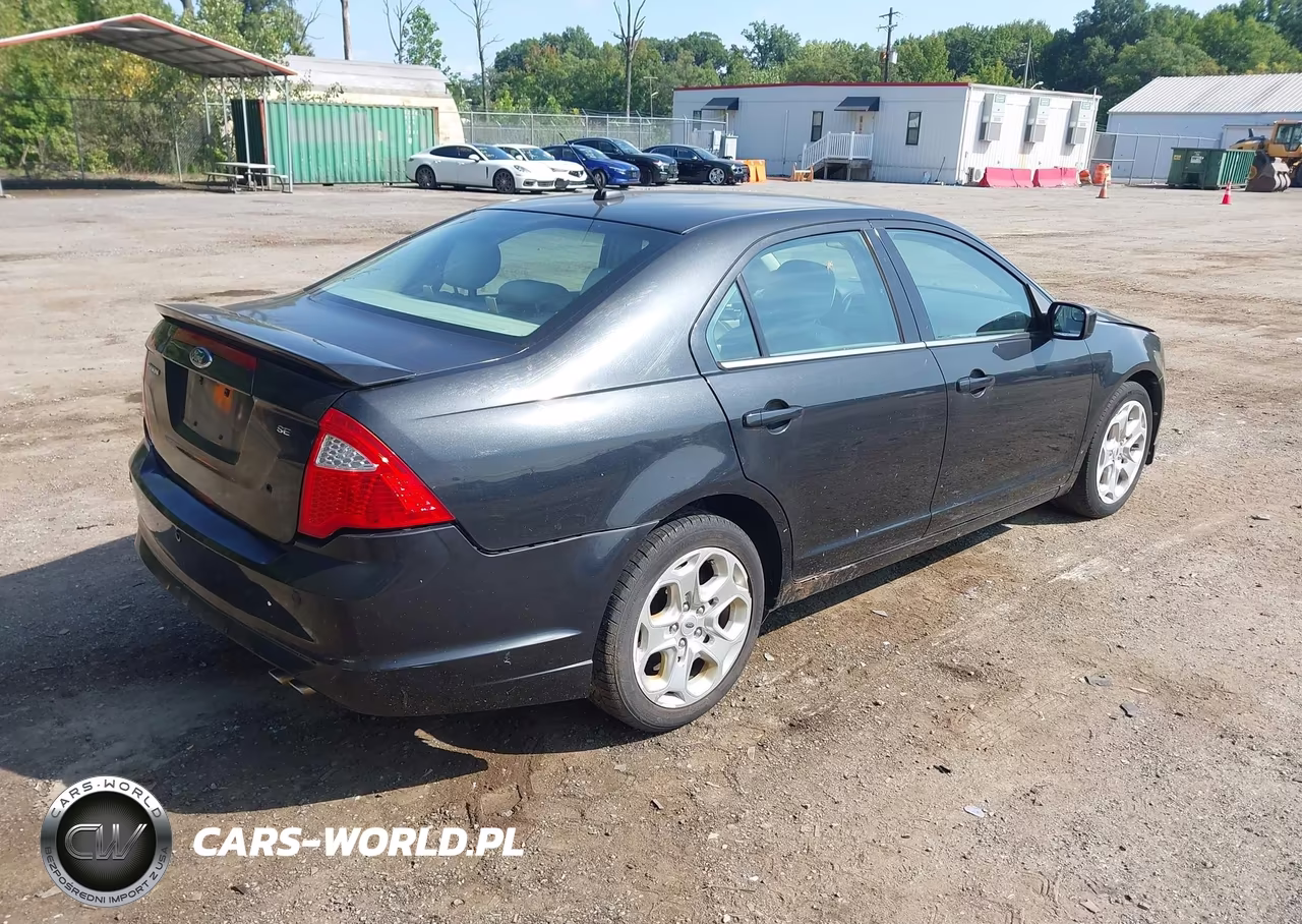 2011 Ford Fusion Se VIN:3FAHP0HA3BR177016 - 4