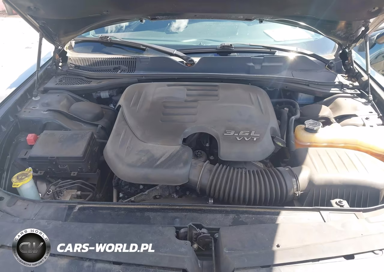 2018 Dodge Challenger Sxt VIN:2C3CDZAGXJH318260 - 10