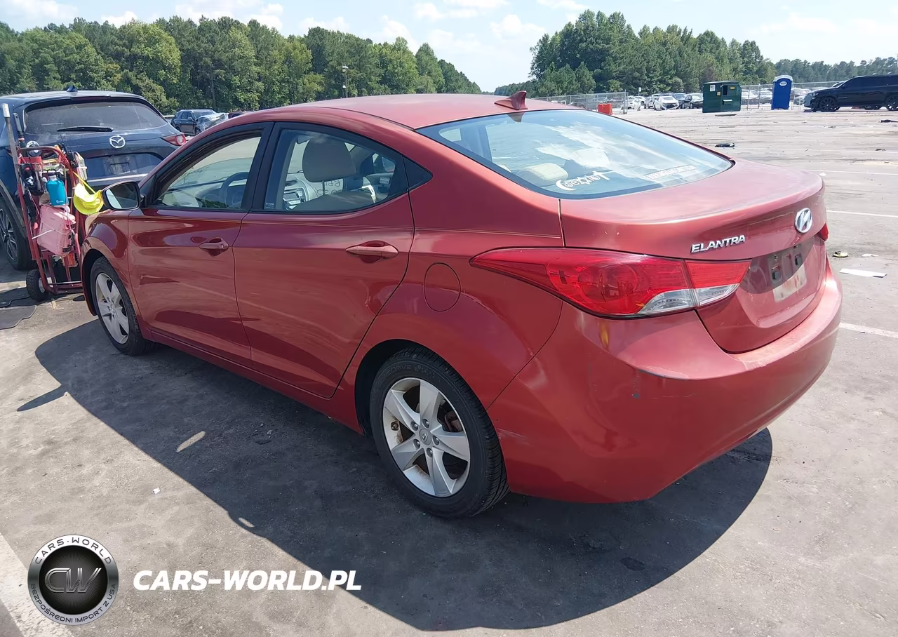 2013 Hyundai Elantra Gls VIN:KMHDH4AE6DU804857 - 3