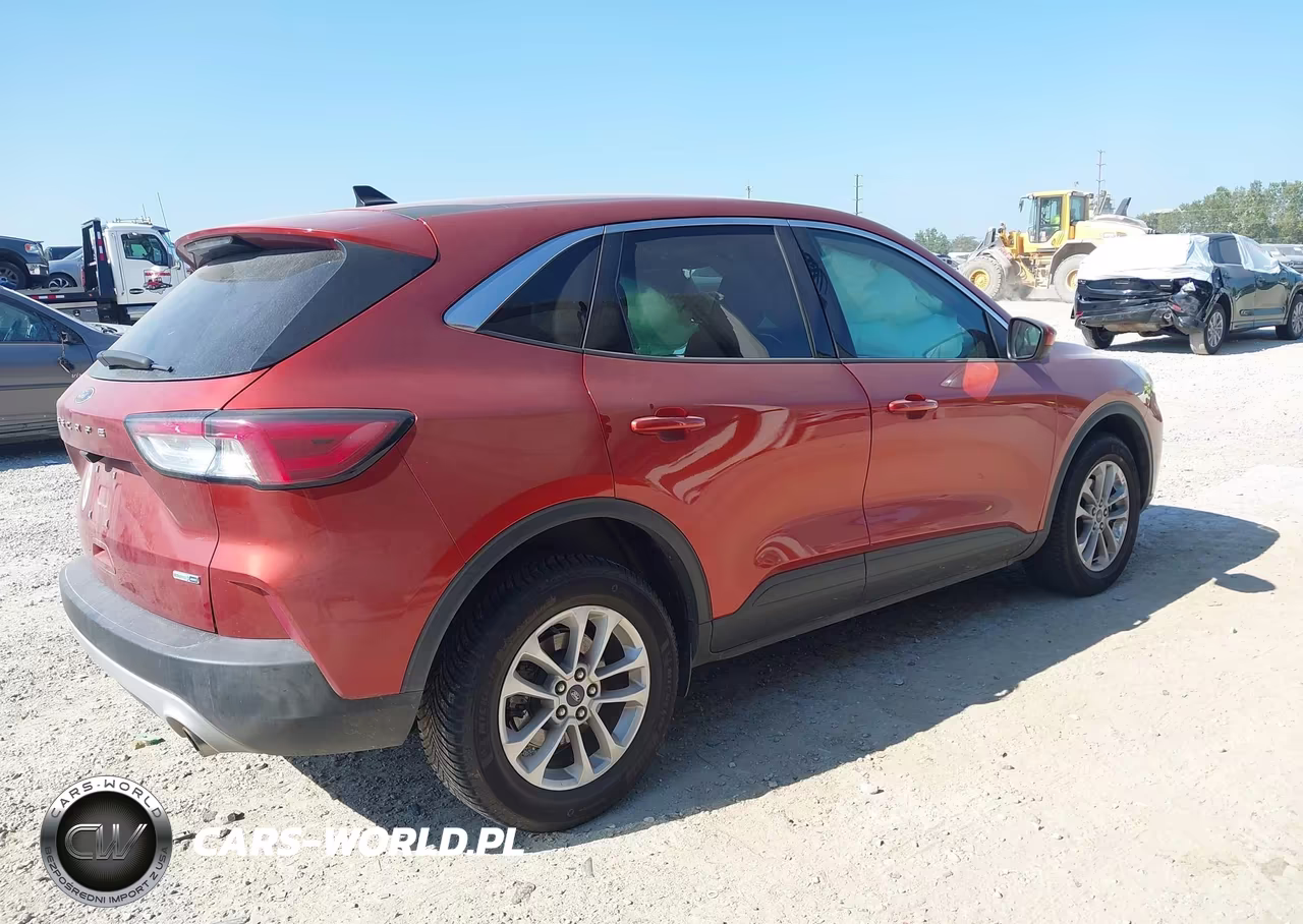 2020 Ford Escape Se VIN:1FMCU9G61LUA98724 - 4