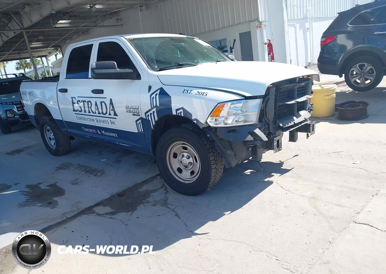2023 Ram 1500 Classic Tradesman 4X4 5'7 Box – zdjęcie 1 z 16