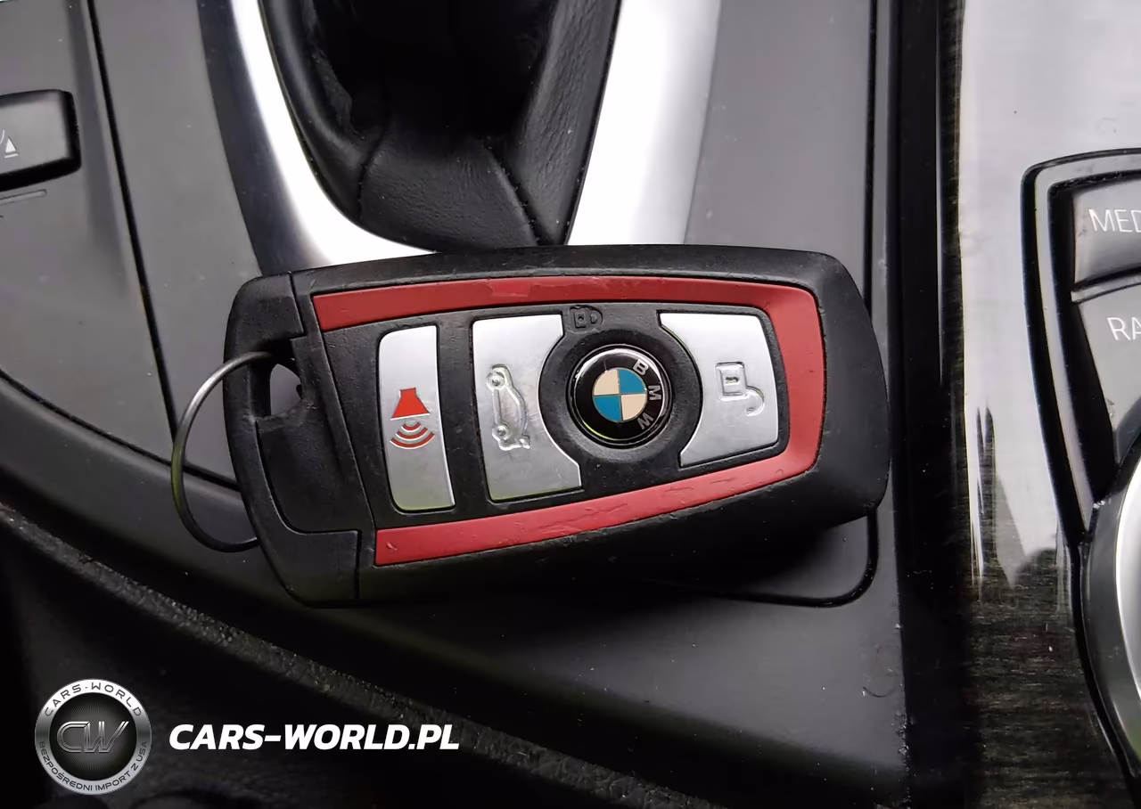 2016 BMW 328I xDrive VIN:WBA8E3G58GNU00082 - 11
